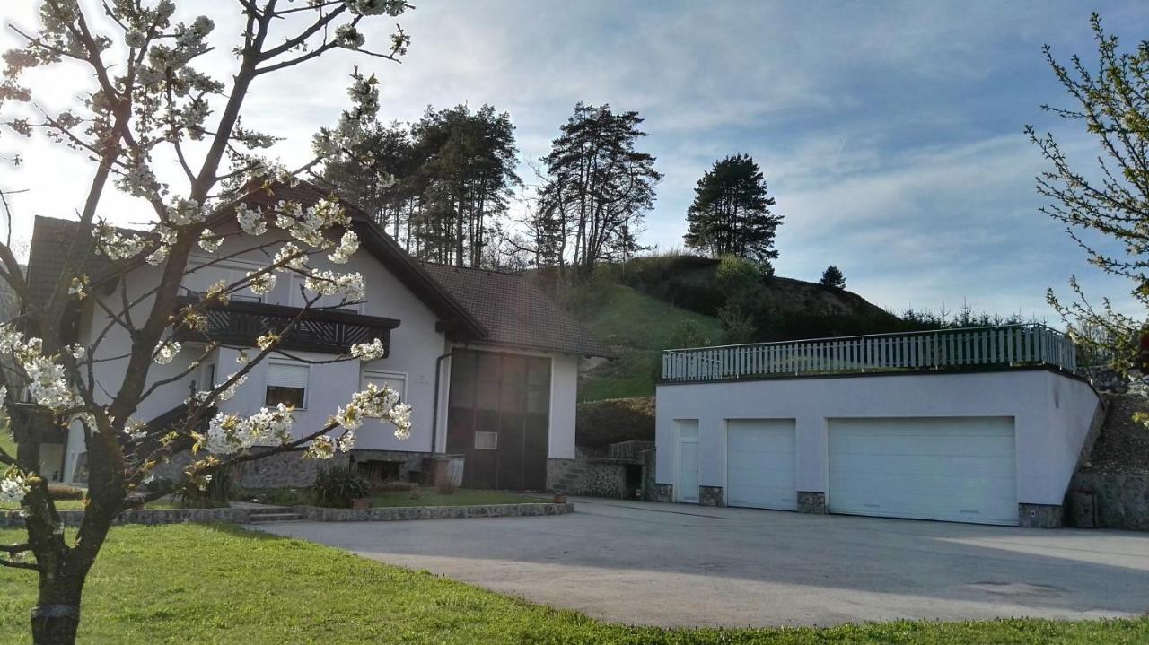 Libelice Apartma Jutersek 아파트 외부 사진